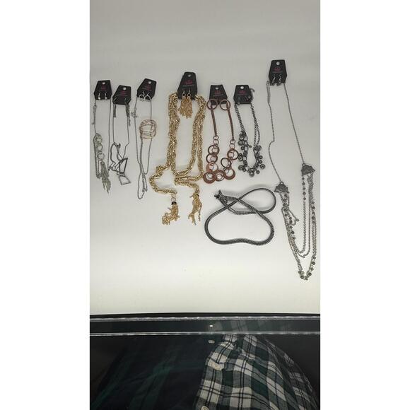 Dazzling Paparazzi Jewelry Lot Assorted Earrings & Necklaces - Picture 1 of 7